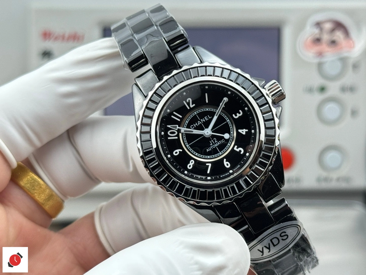 高仿香奈兒Chanel-J12 黑色冰糖鑽 33MM