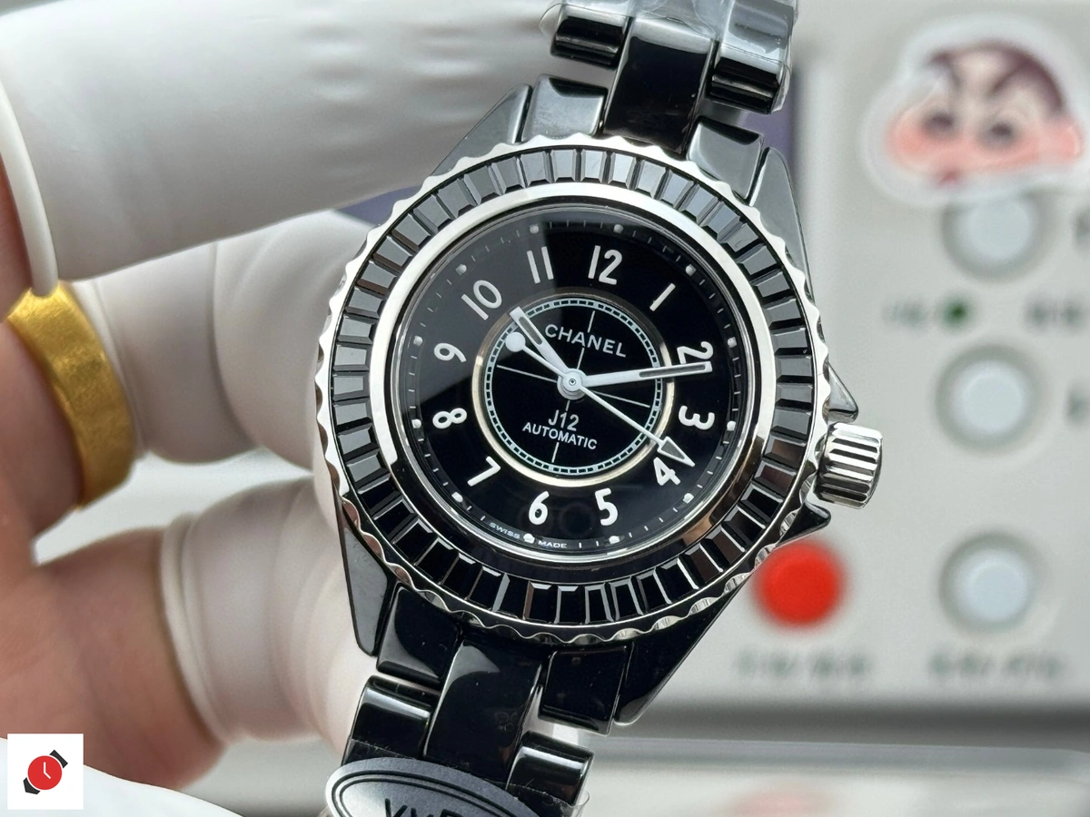 高仿香奈兒Chanel-J12 黑色冰糖鑽 33MM