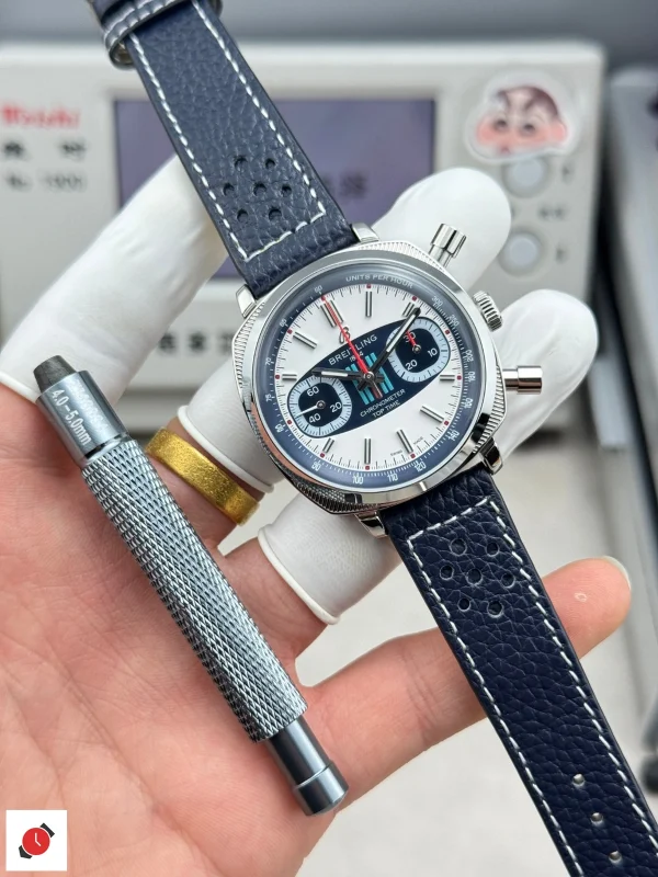 高仿百年靈 BREITLING TopTime系列 藍白盤