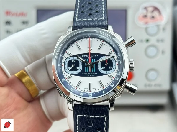 高仿百年靈 BREITLING TopTime系列 藍白盤