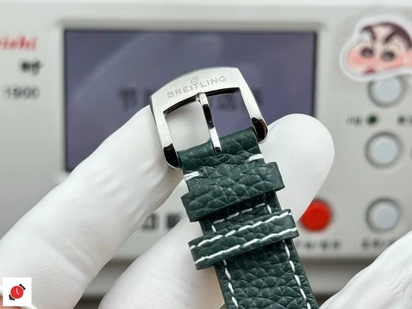高仿百年靈 BREITLING TopTime系列 綠白盤