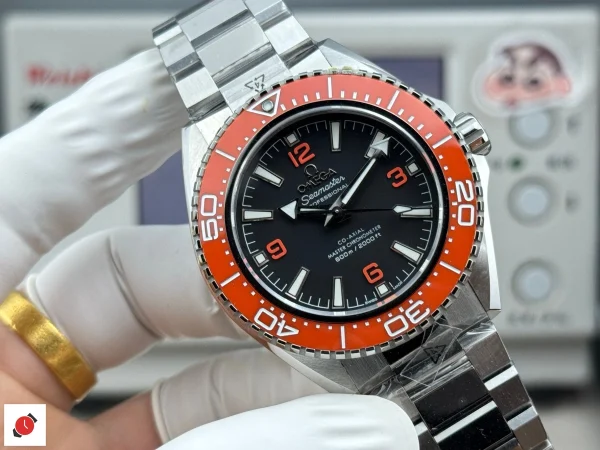 高仿歐米茄-Omega 海馬600系列 橙色陶瓷圈口鋼帶