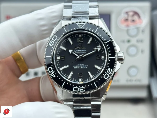 高仿歐米茄-Omega 海馬600系列 黑色色陶瓷圈口鋼帶