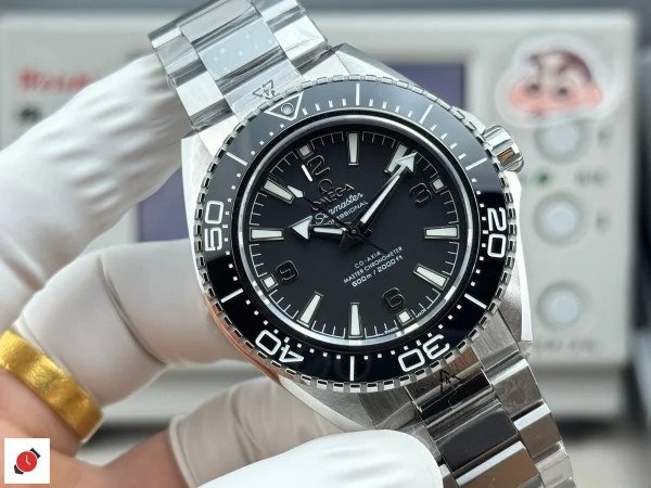 高仿歐米茄-Omega 海馬600系列 黑色色陶瓷圈口鋼帶