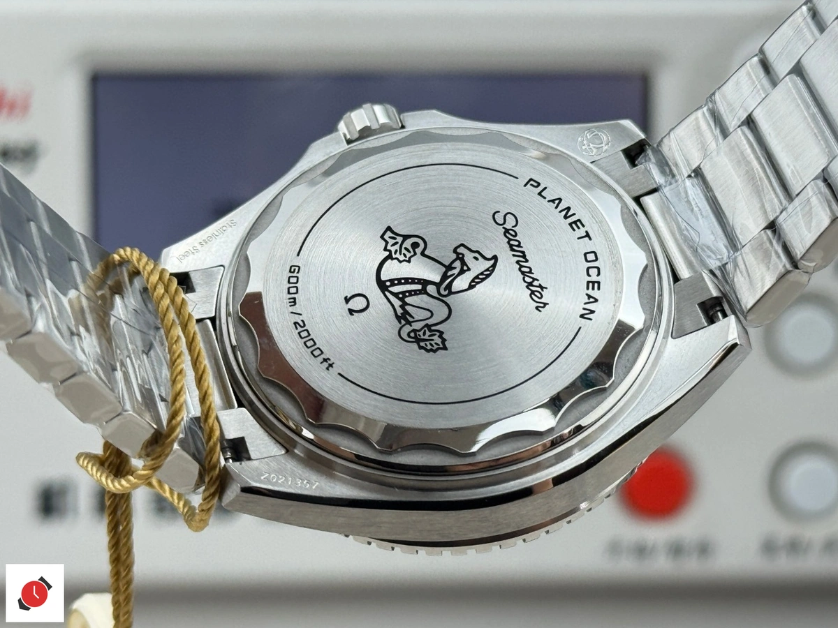 高仿歐米茄-Omega 海馬600系列 藍色陶瓷圈口鋼帶