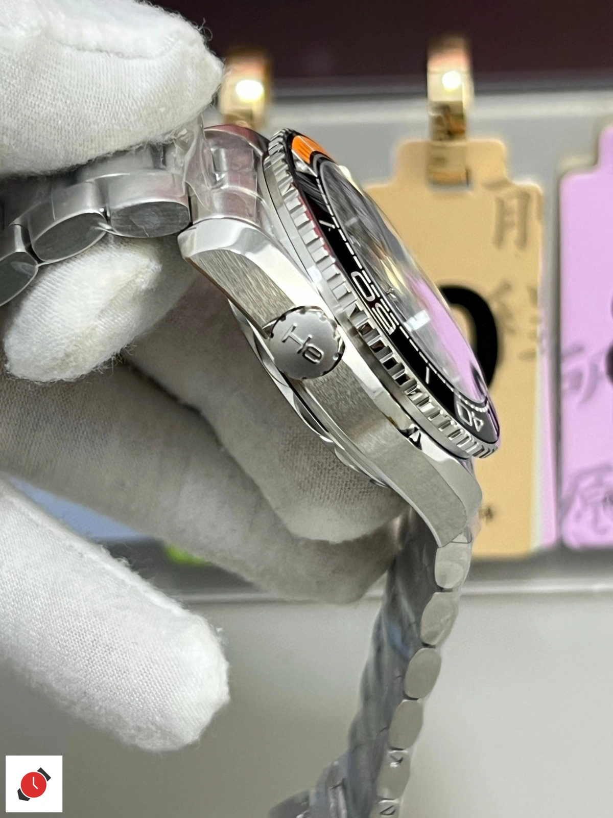 高仿歐米茄-Omega 海馬600系列 四分之一橙 鋼帶