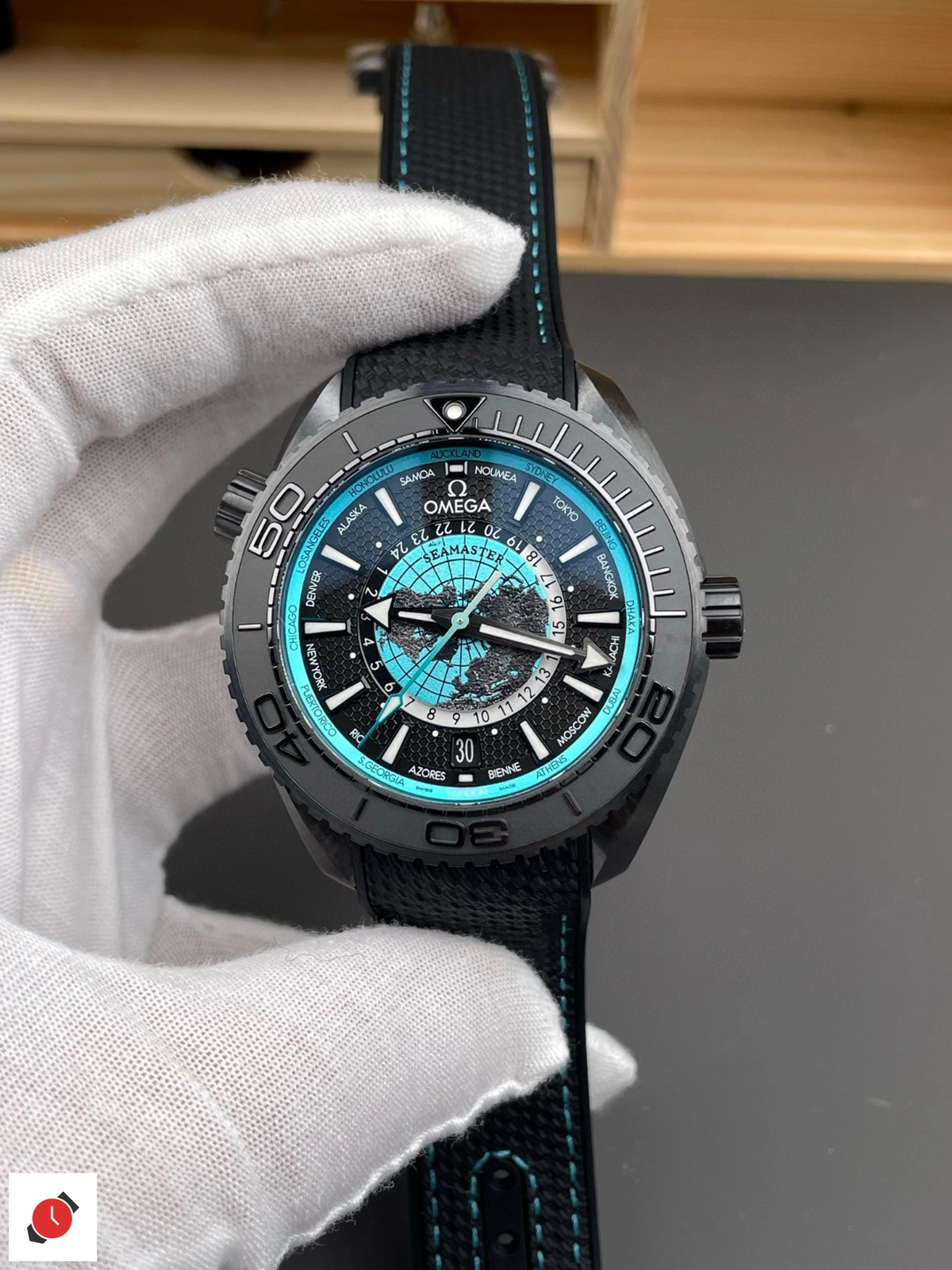 高仿歐米茄-Omega 海馬600系列 世界時區 陶瓷腕錶