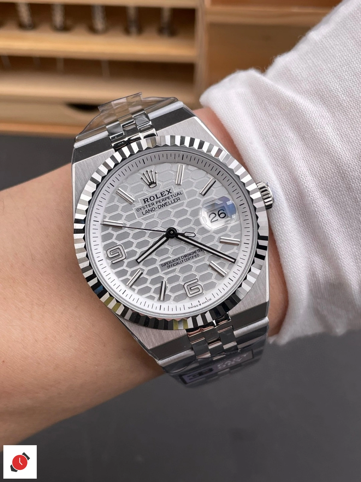 高仿勞力士-Rolex 陸使型 Land-Dweller 白盤 40MM