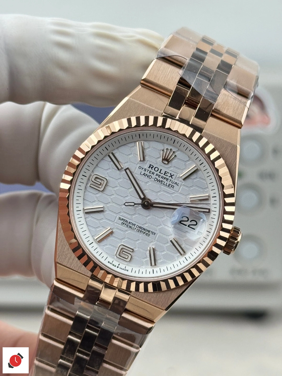 高仿勞力士-Rolex 陸使型 Land-Dweller 玫瑰金白盤 40MM