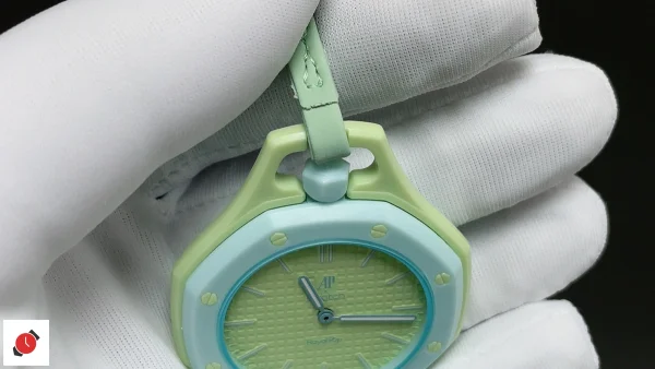 高仿Swatch AP Royal Pop 聯名款 草綠盤 40MM