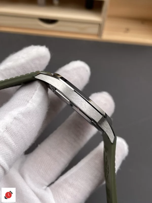 高仿百達翡麗 PP 5168G 牛油果 綠盤 42MM
