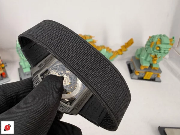 高仿里查德米爾 Richard Mille RM67-02 碳纖維 黑把頭