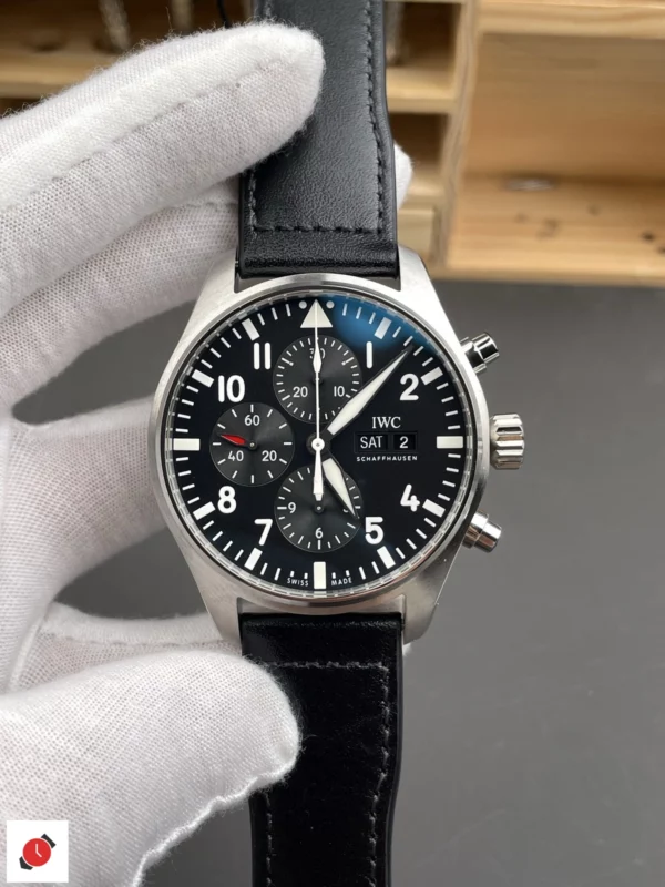 高仿IWC 萬國 飛行員計時系列 43MM 黑盤