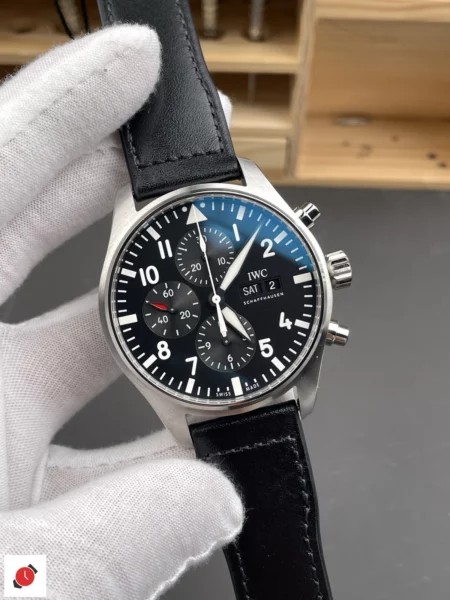 高仿IWC 萬國 飛行員計時系列 43MM 黑盤