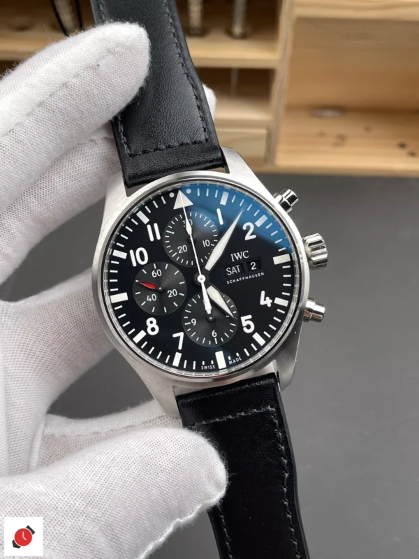 高仿IWC 萬國 飛行員計時系列 43MM 黑盤