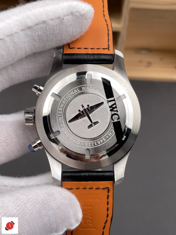 高仿IWC 萬國 飛行員計時系列 43MM 黑盤