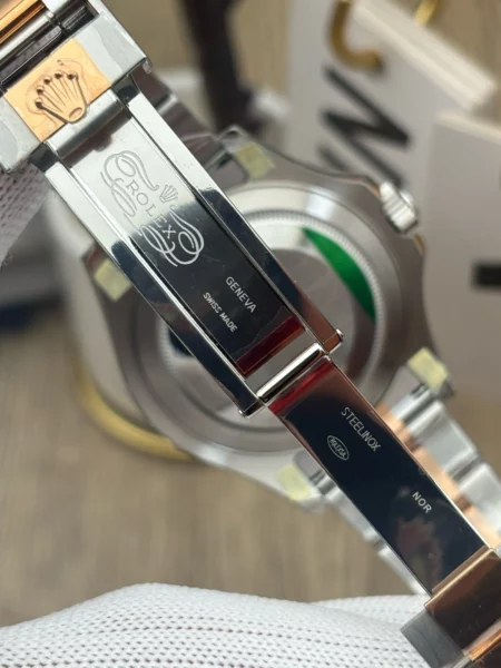 高仿勞力士Rolex 遊艇系列 間玫瑰金黑盤