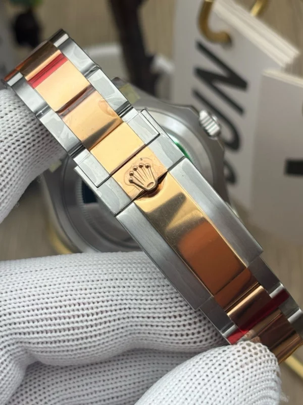 高仿勞力士Rolex 遊艇系列 間玫瑰金黑盤
